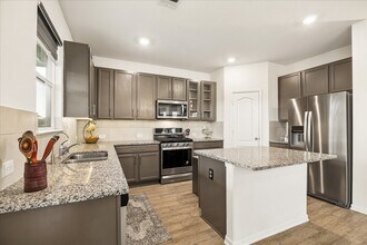 22207 Davenport Downs Ln in Richmond, TX - Building Photo - Building Photo