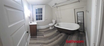 1332 Poplar Pl, Unit 2 in Kalamazoo, MI - Building Photo - Building Photo