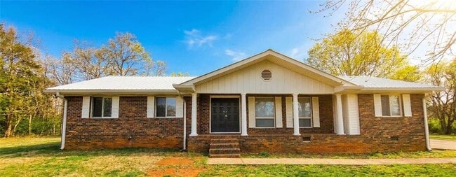 property at 6180 Elliott Family Pkwy