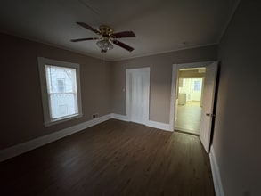 58 Dwight St in New Britain, CT - Foto de edificio - Building Photo