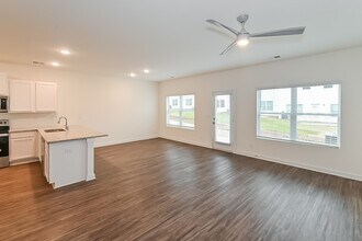 112 The Heights Dr in Calera, AL - Building Photo - Building Photo