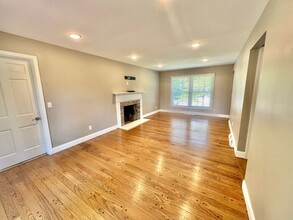 7226 Crinstead Ct in Cincinnati, OH - Foto de edificio - Building Photo