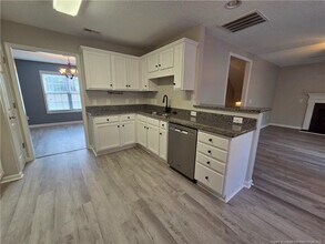 220 Loxley Ln in Sanford, NC - Building Photo - Building Photo