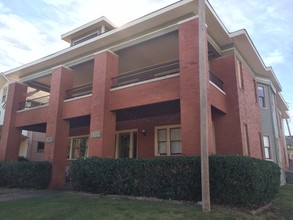 930-932 NW 20th St in Oklahoma City, OK - Foto de edificio - Building Photo