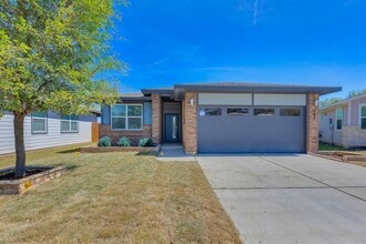 149 Filifera Ct in Leander, TX - Building Photo - Building Photo