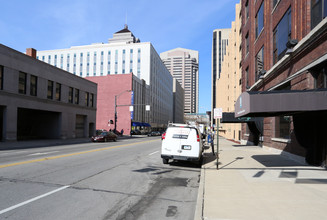 CityView at 3rd in Columbus, OH - Building Photo - Building Photo