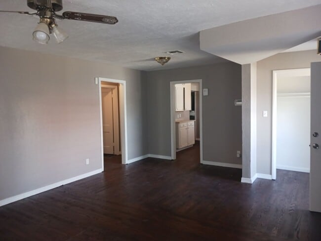 2208 NW Walding Ave in Lawton, OK - Building Photo - Building Photo