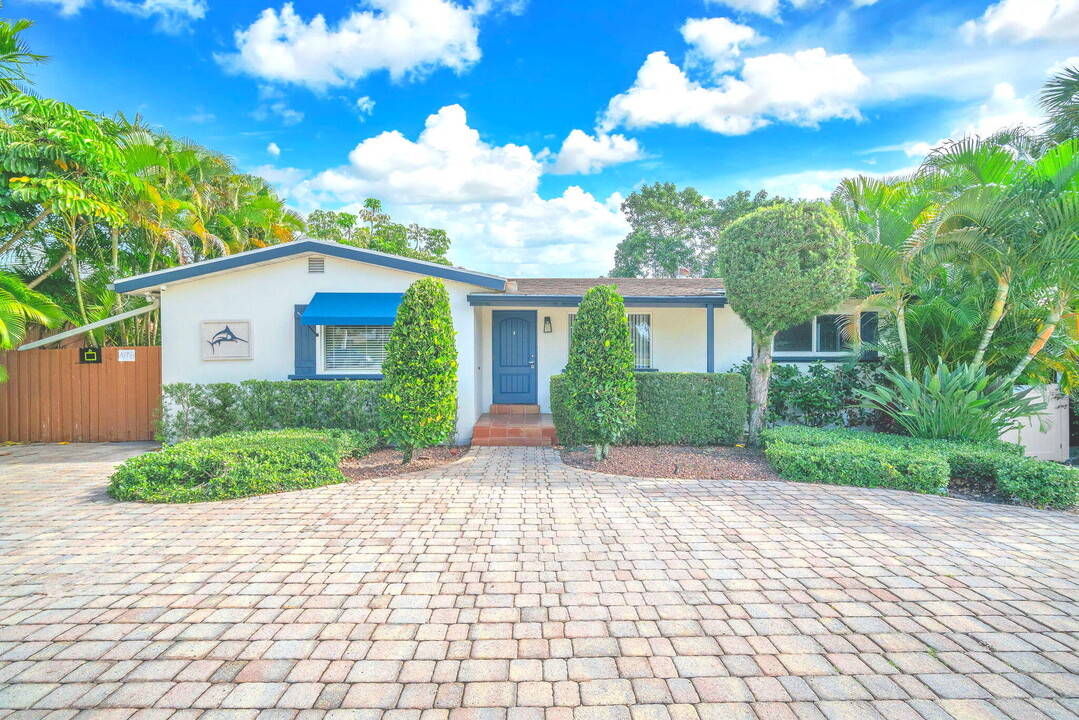 144 NW 4th Ave in Boca Raton, FL - Building Photo