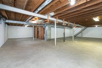 904 N Duchesne Dr in St. Charles, MO - Building Photo - Building Photo