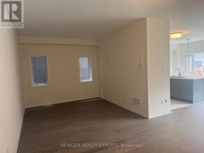 8 Mckernan Ave. in Brantford, ON - Building Photo - Building Photo