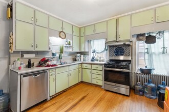 34-36-36 Springdale St in Malden, MA - Building Photo - Building Photo