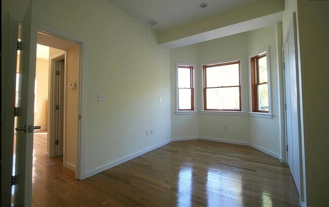 2 Beech St in Cambridge, MA - Building Photo - Building Photo