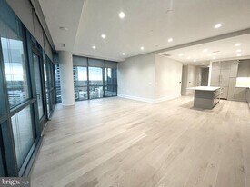 7887 Jones Branch Dr in McLean, VA - Building Photo