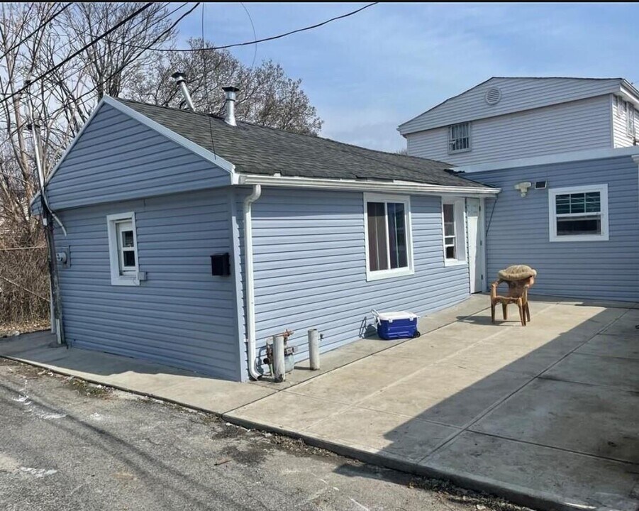 1408 Harding Park in Bronx, NY - Building Photo