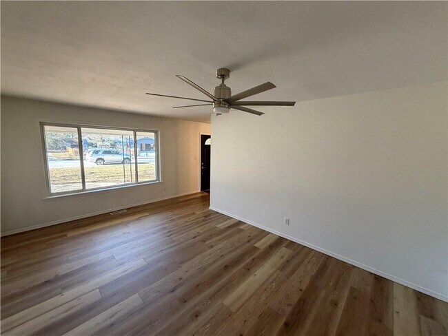 2854 N Loxley Ave in Fayetteville, AR - Building Photo - Building Photo