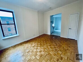 East 38th Street, Unit 5B in New York, NY - Building Photo - Building Photo