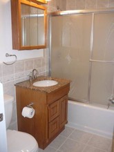 53 Sewall Ave, Unit 8 in Brookline, MA - Building Photo - Building Photo