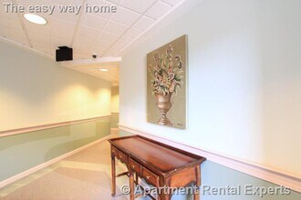 632 Massachusetts Ave, Unit #319 in Cambridge, MA - Foto de edificio - Building Photo