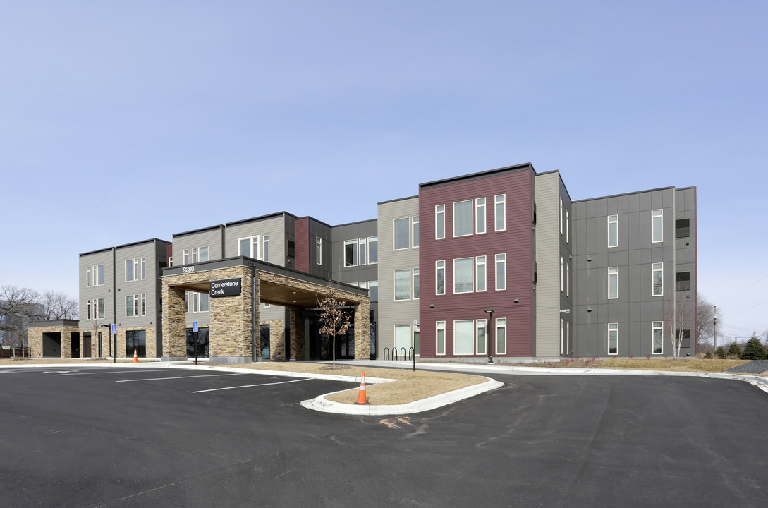 Cornerstone Creek in Golden Valley, MN - Building Photo