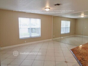 5254 NW 117th Ave in Coral Springs, FL - Building Photo - Building Photo