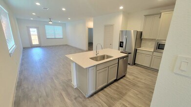 2907 Stamford Hl Ln in Houston, TX - Building Photo - Building Photo