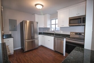 9327 Woodlea Ct in Manassas, VA - Building Photo - Building Photo