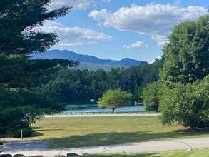23 Ridge Dr in North Woodstock, NH - Building Photo - Building Photo
