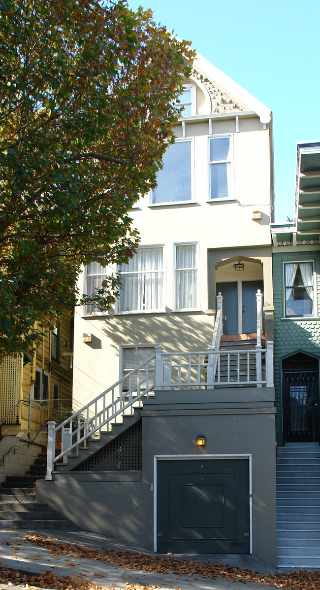 33-37 Broderick St in San Francisco, CA - Building Photo - Building Photo