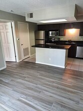 10200 Gandy Blvd N, Unit Vantage Point in St. Petersburg, FL - Building Photo - Building Photo