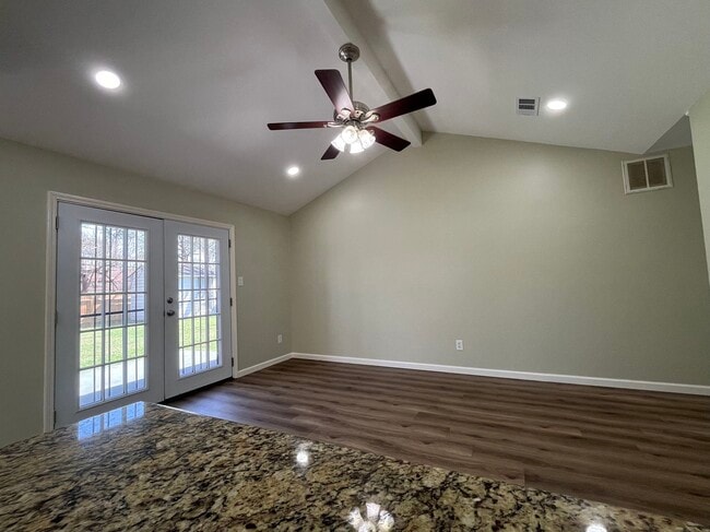 11515 Hillcroft St in Houston, TX - Building Photo - Building Photo