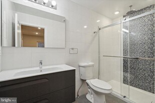 1705 W Seybert St in Philadelphia, PA - Building Photo