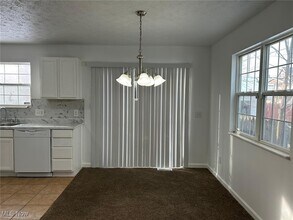 3164 E 130th St in Cleveland, OH - Building Photo - Building Photo