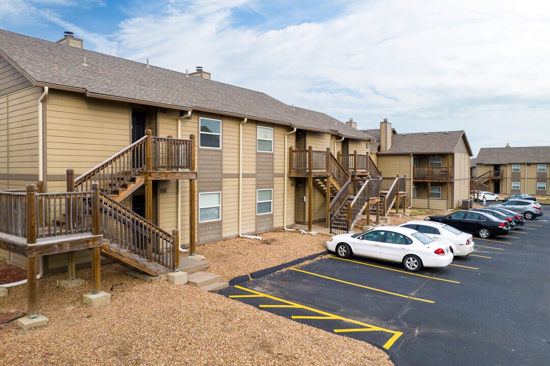 Willow Creek Apartments in Wichita, KS - Foto de edificio