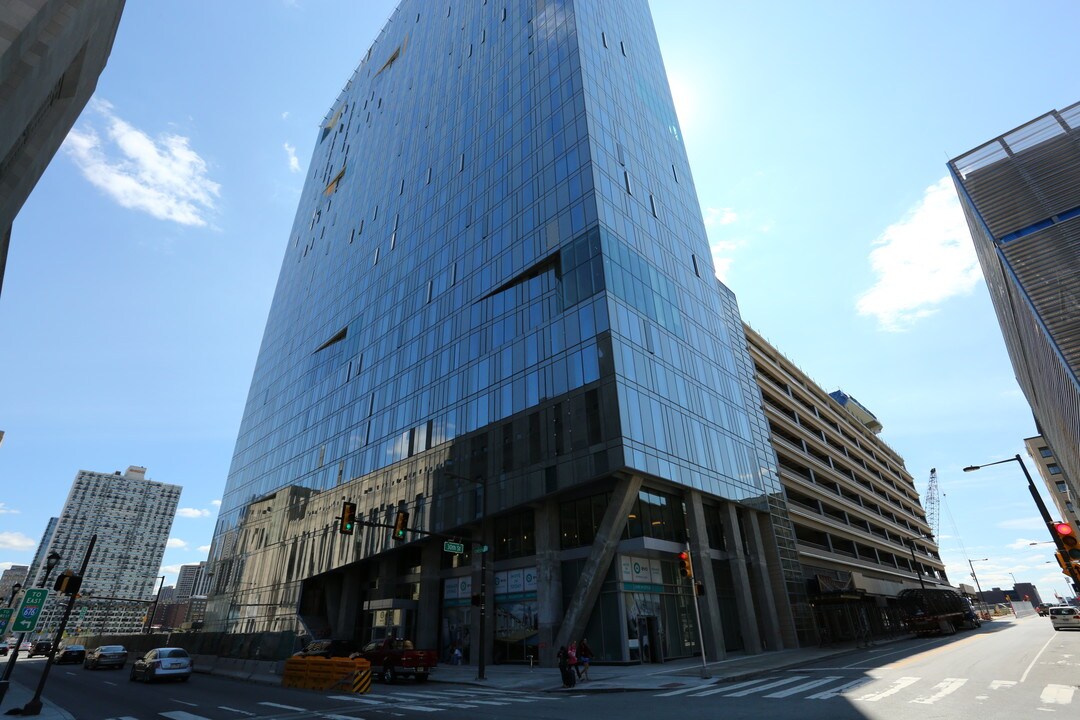 Evo at Cira Centre South Photo