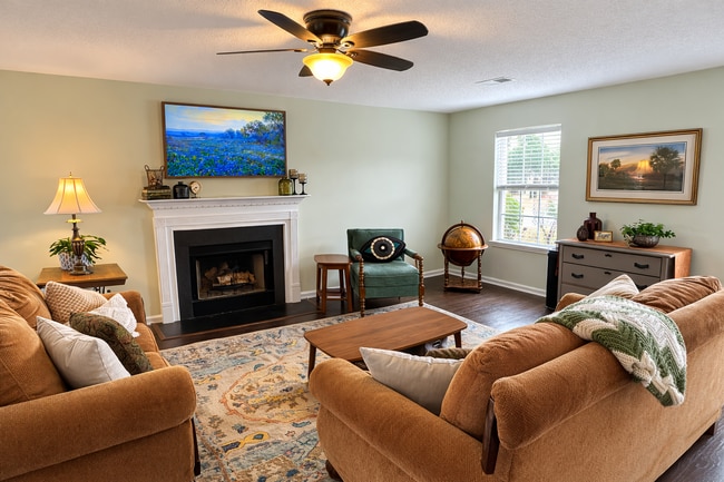 275 Dunning Rd in Summerville, SC - Foto de edificio - Building Photo