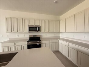 2999 Maloof Dr in Davenport, FL - Building Photo - Building Photo