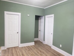 1012 7th St E in St. Paul, MN - Foto de edificio - Building Photo