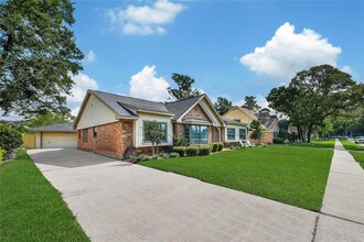 1056 Martin St in Houston, TX - Building Photo - Building Photo