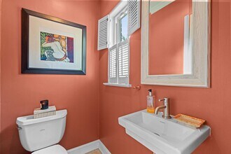 4317 Warren St NW in Washington, DC - Building Photo - Building Photo