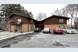 317 Shady Ln Dr in Bellefontaine, OH - Building Photo - Building Photo