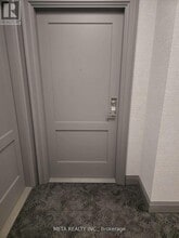 30 Elm Dr W in Mississauga, ON - Building Photo - Building Photo