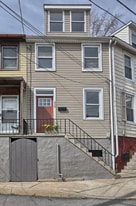 329 Perry St in Columbia, PA - Building Photo