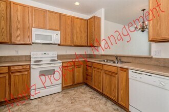 4172 Diamond Ridge View in Colorado Springs, CO - Building Photo - Building Photo