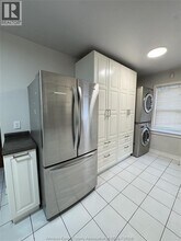 1472 Langlois Ave in Windsor, ON - Building Photo - Building Photo