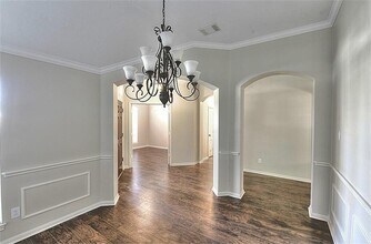 13703 Clareton Ln in Cypress, TX - Foto de edificio - Building Photo