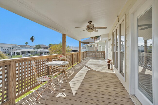 property at 539 Pompano St