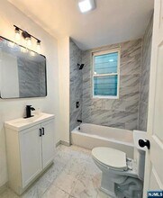 872 S 16th St in Newark, NJ - Building Photo - Building Photo