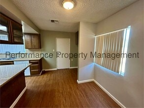 1409 Sylvia Dr in Bakersfield, CA - Building Photo - Building Photo