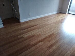 123 Elm St, Unit A-11 in Quincy, MA - Foto de edificio - Building Photo