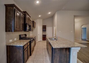 2408 Windhaven Dr in Denton, TX - Building Photo - Building Photo